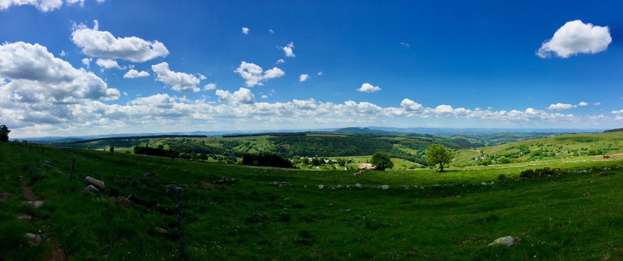 Les Hauts Plateaux Du Velay Les Balades Moto Communautaires Moto