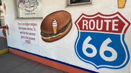 Seligman, là c'est "Route 66 bizness" à fond !!